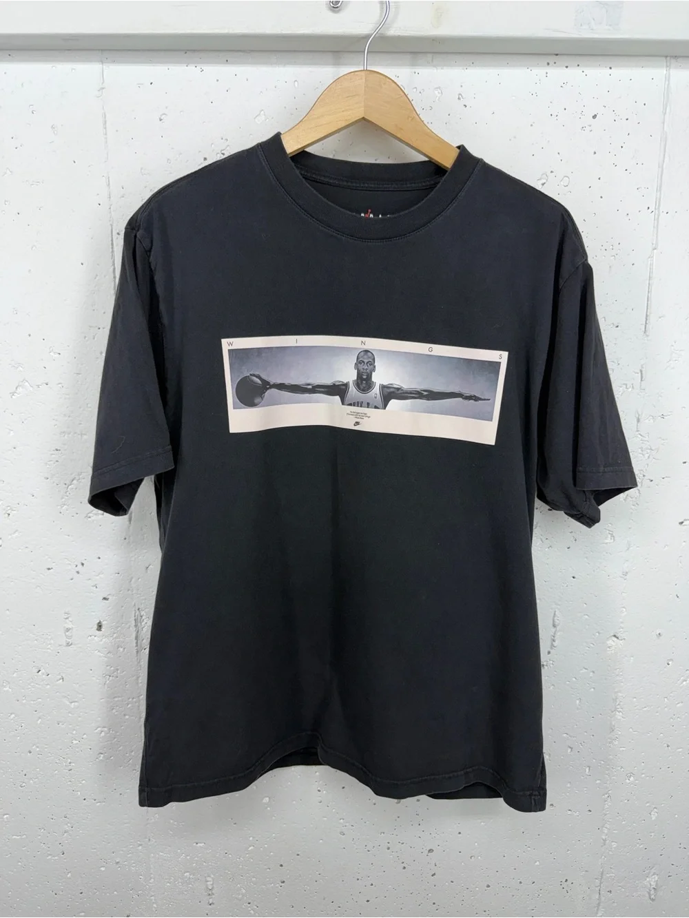 JORDAN Men’s size Large Black Wings T-Shirt
